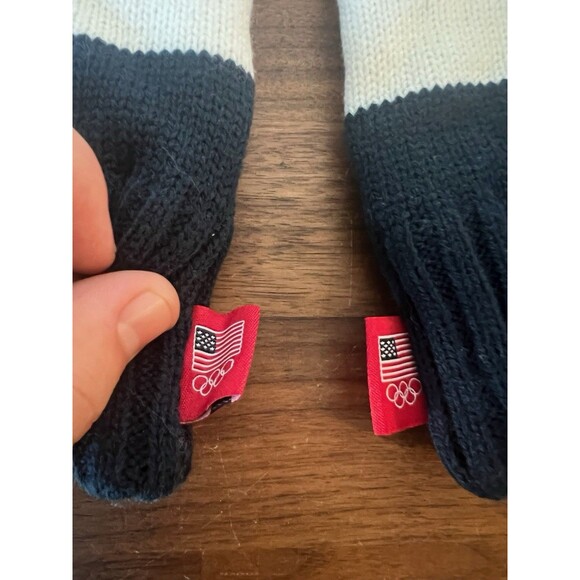 Team USA Olympic Team Red, White & Blue Winter Knit Mittens - Picture 4 of 6